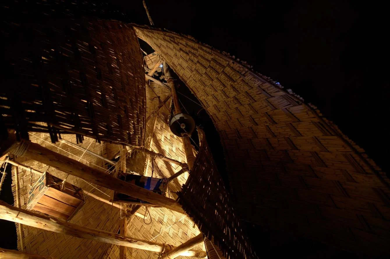 Œuvre La Dame de Marrakech par l'artiste Erwan Soumhi — Vue de nuit 5 sur 20
