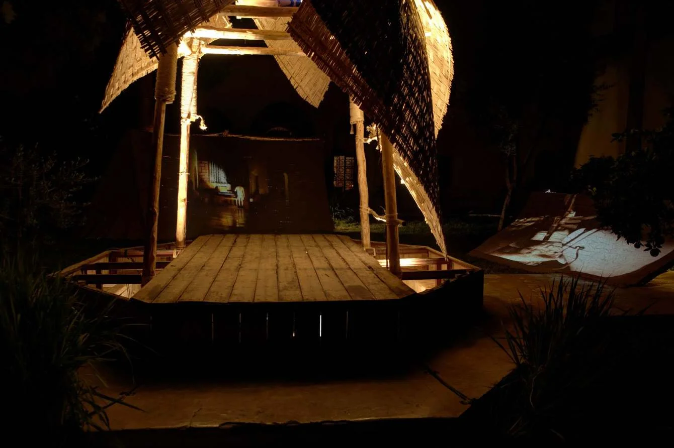 Œuvre La Dame de Marrakech par l'artiste Erwan Soumhi — Vue de nuit 6 sur 20