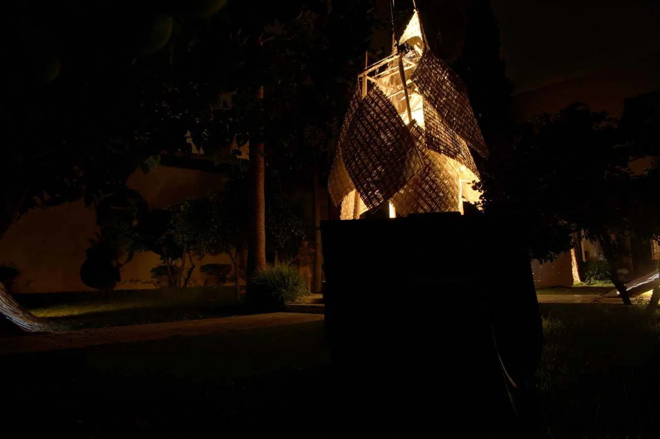 Œuvre La Dame de Marrakech par l'artiste Erwan Soumhi — Vue de nuit 8 sur 20
