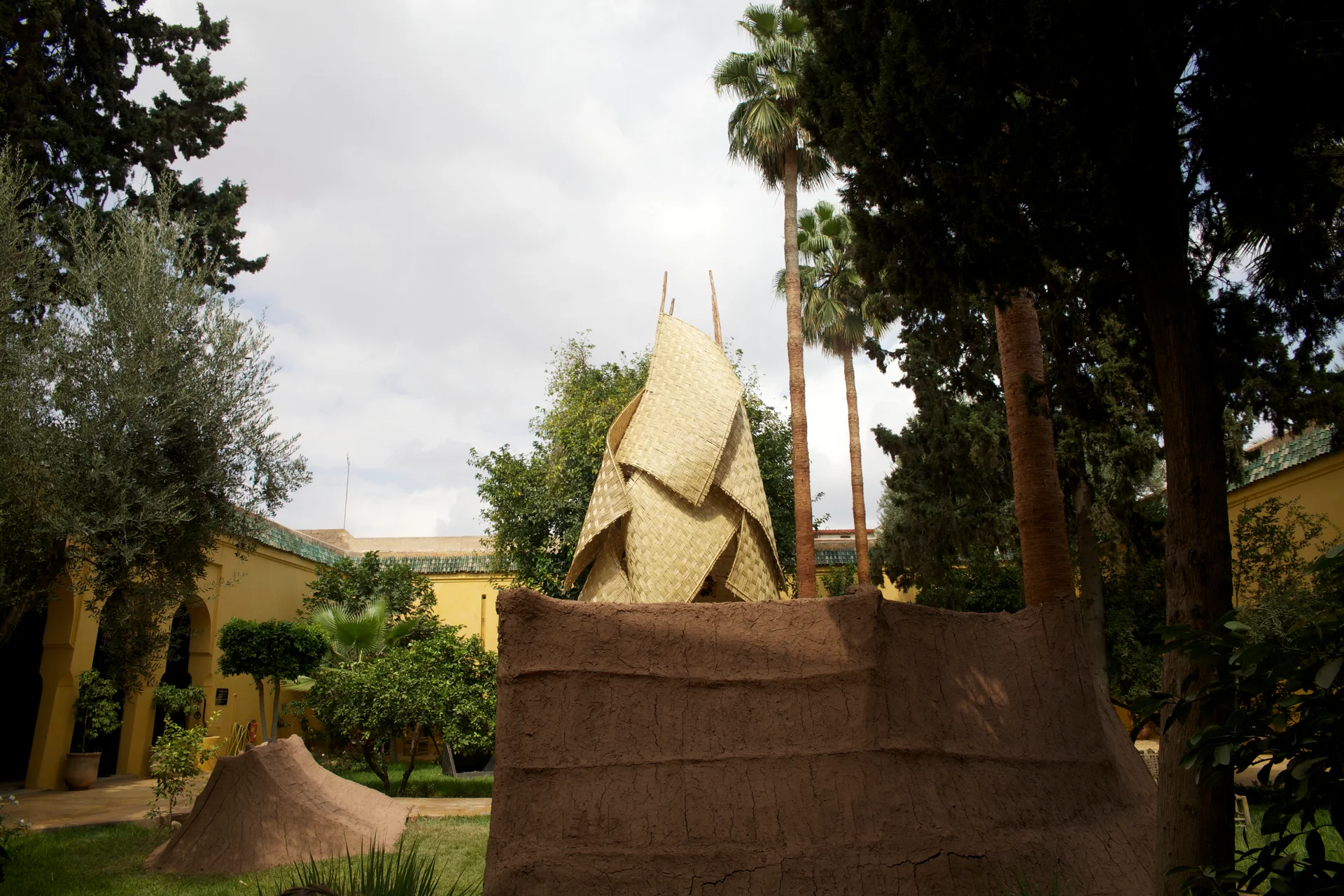 La Dame de Marrakech — Dispositif de jour