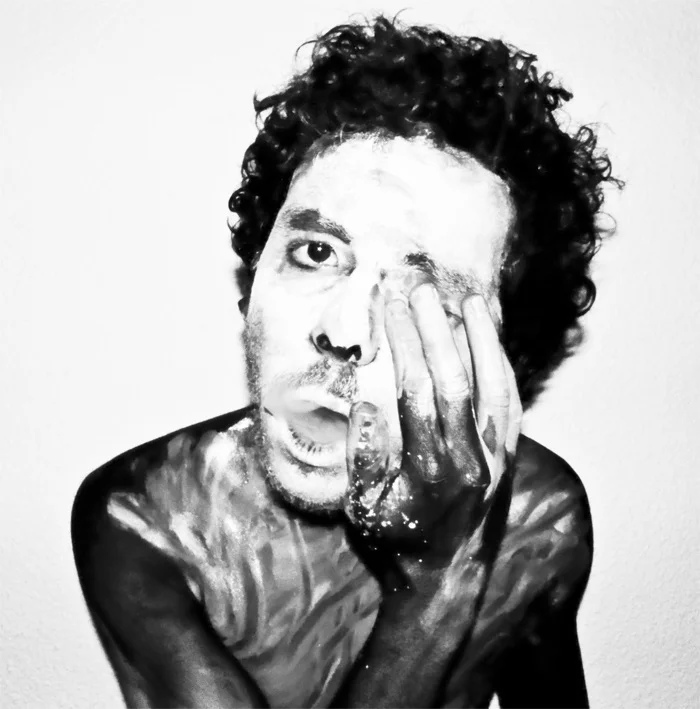 Thésée par Erwan Soumhi - Photographie de documentation (photographie)